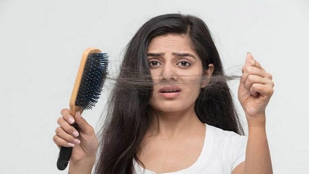 যেসব টিপস মানলে বন্ধ হবে চুল পড়া
