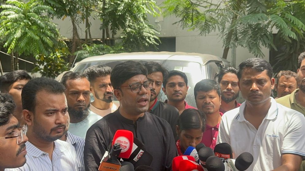 সমন্বয়করা বাসায় বাসায় গিয়ে চাঁদাবাজি করছেন: যুবদল নেতা নয়ন