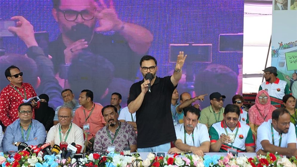 স্বৈরাচারমুক্তির শহীদদের রক্ত বৃথা যেতে দেব না: আমিনুল হক