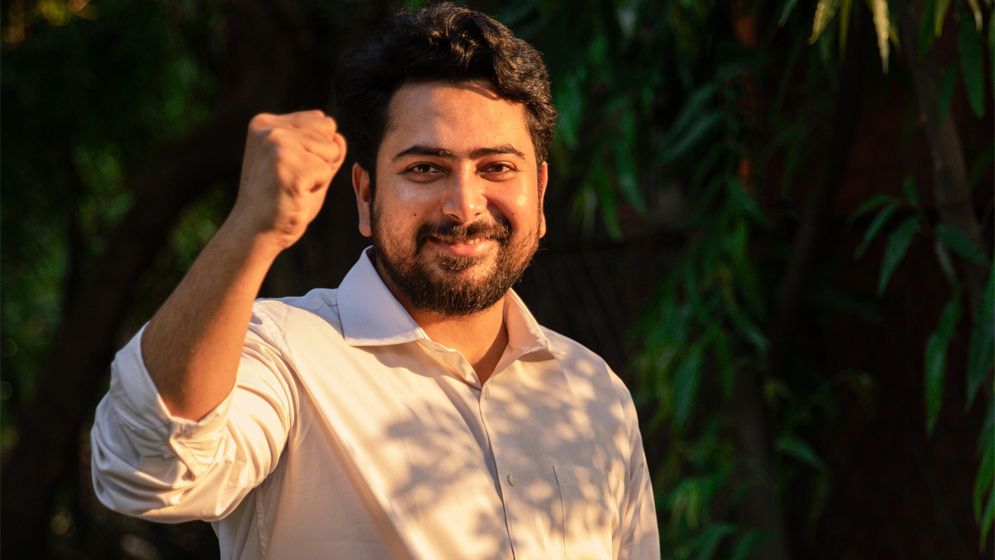 নিজেদের চাঁদাবাজি আড়াল করতে তরুণদের দোষ দিচ্ছে বিএনপি: নাহিদ ইসলাম