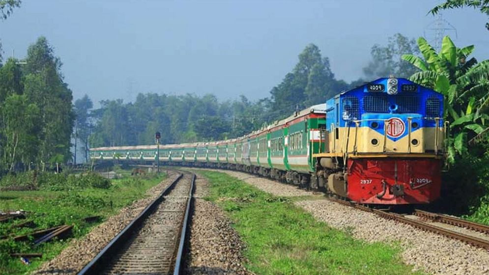 খুলনার সঙ্গে সারাদেশের রেল যোগাযোগ স্বাভাবিক