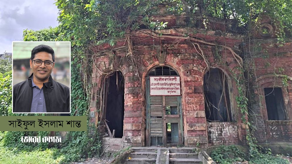 সত্যজিৎ রায়ের পূর্বপুরুষের বাড়ি ভাঙা নিয়ে বিতর্ক: আসল ইতিহাস কী?