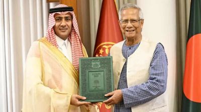 প্রধান উপদেষ্টাকে সৌদি যুবরাজের আমন্ত্রণ