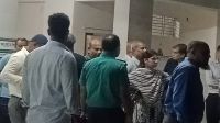 ৯ ঘণ্টা অবরুদ্ধ থাকার পর পুলিশ পাহারায় মাইলস্টোন থেকে বেরোলেন দুই উপদেষ্টা