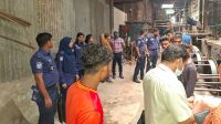 তিতাসের ভ্রাম্যমাণ আদালতের অভিযানে ২ কারখানার সংযোগ বিচ্ছিন্ন