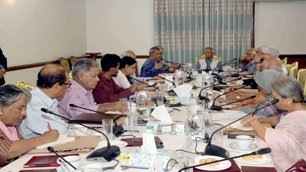 বিভিন্ন খাতে উল্লেখযোগ্য সাফল্য নিয়ে এক বছর পূর্ণ করল অন্তর্বর্তী সরকার