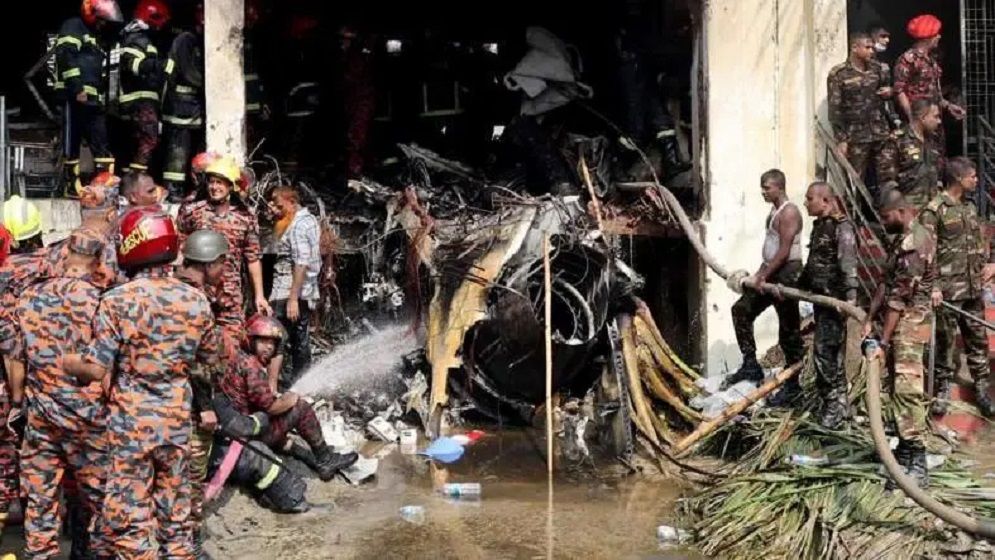 মাইলস্টোনে বিমান বিধ্বস্ত: আহত আরেক শিক্ষকের মৃত্যু