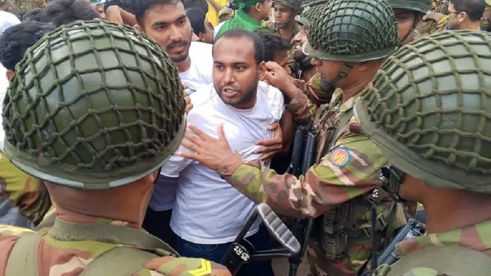 সড়ক অবরোধ তুলে নিলো শিক্ষার্থীরা