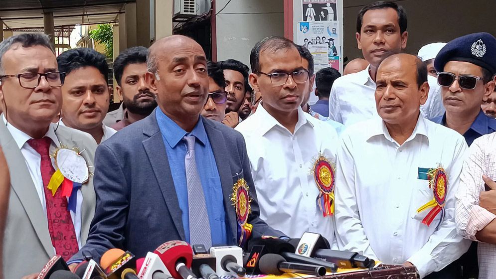 নুরের ওপর হামলা গভীর ষড়যন্ত্রের অংশ: অ্যাটর্নি জেনারেল