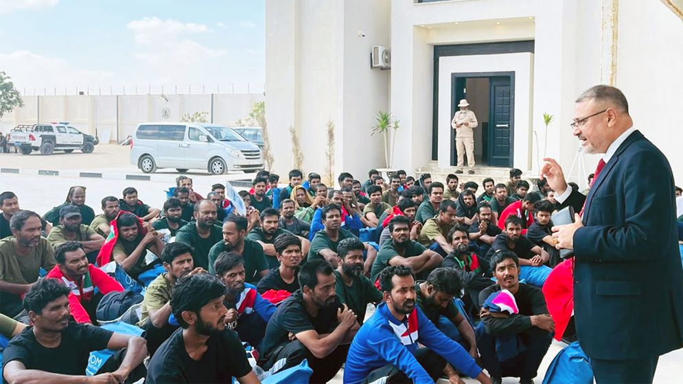 লিবিয়া থেকে দেশে ফিরেছেন ১৭৫ বাংলাদেশি