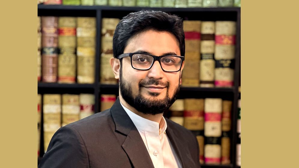 গৃহকর্মী চক্রের টার্গেটে ব্যারিস্টার মুহাম্মদ ওমর সোয়েব চৌধুরী