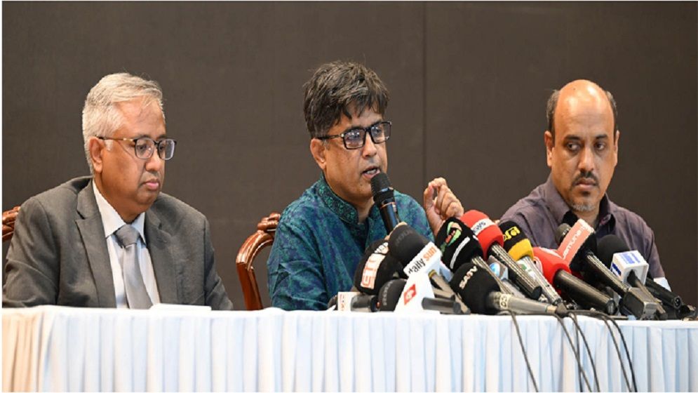 প্রধান উপদেষ্টার মালয়েশিয়া সফরে গুরুত্ব পাবে অভিবাসন ও বিনিয়োগ