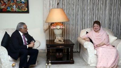 খালেদা জিয়ার সঙ্গে সাক্ষাৎ করলেন পাকিস্তানের উপপ্রধানমন্ত্রী ও পররাষ্ট্রমন্ত্রী