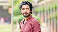 ছবিতে জুতা নিক্ষেপের ঘটনায় যে প্রতিক্রিয়া জানালেন অভিনেতা বাসার