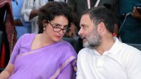 ভারতে রাহুল ও প্রিয়াঙ্কা গান্ধী আটক