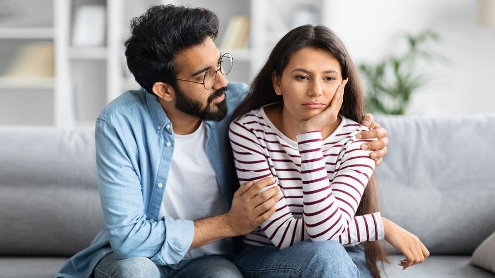 স্বামী-স্ত্রীকে যেসব কথা বলা উচিত নয়