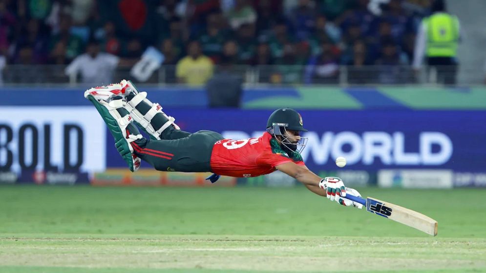 শ্রীলঙ্কাকে হারিয়ে সুপার ফোরে জয়ের শুভসূচনা বাংলাদেশের