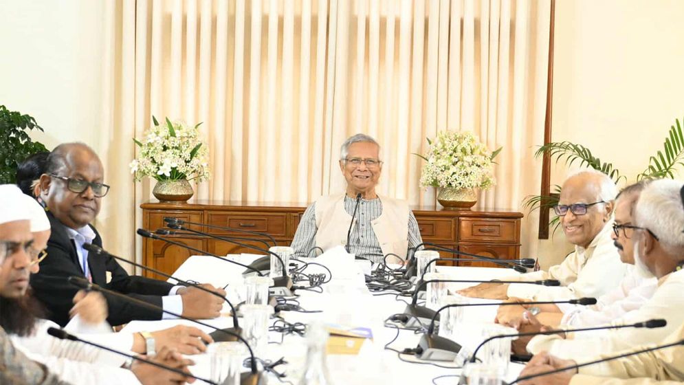 নির্বাচন ঠেকাতে সর্বোচ্চ বাধার শঙ্কা, সতর্ক থাকার নির্দেশ প্রধান উপদেষ্টার