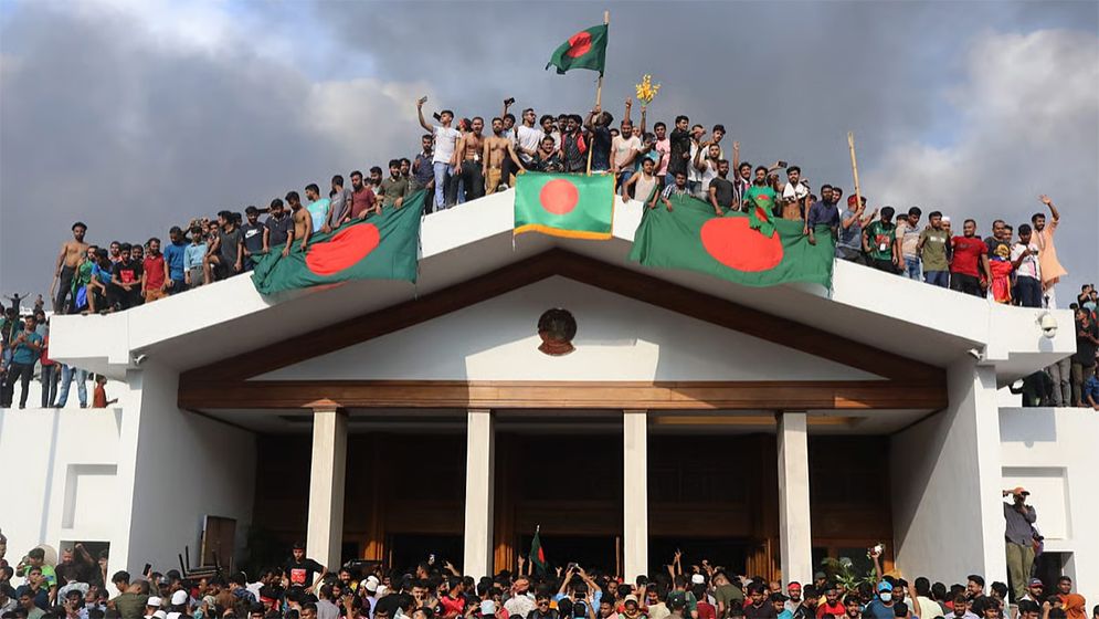 যদি রাষ্ট্র ব্যর্থ হয়, তবে নাগরিকদের করণীয় কী?