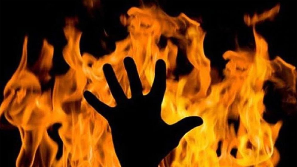 নারায়ণগঞ্জে গ্যাস বিস্ফোরণে একই পরিবারের ৫ জন দগ্ধ