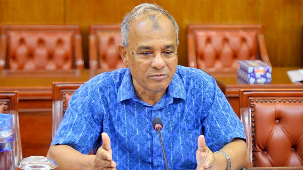 সড়ক অবরোধ: কঠোর ব্যবস্থা নেওয়ার হুঁশিয়ারি স্বরাষ্ট্র উপদেষ্টার