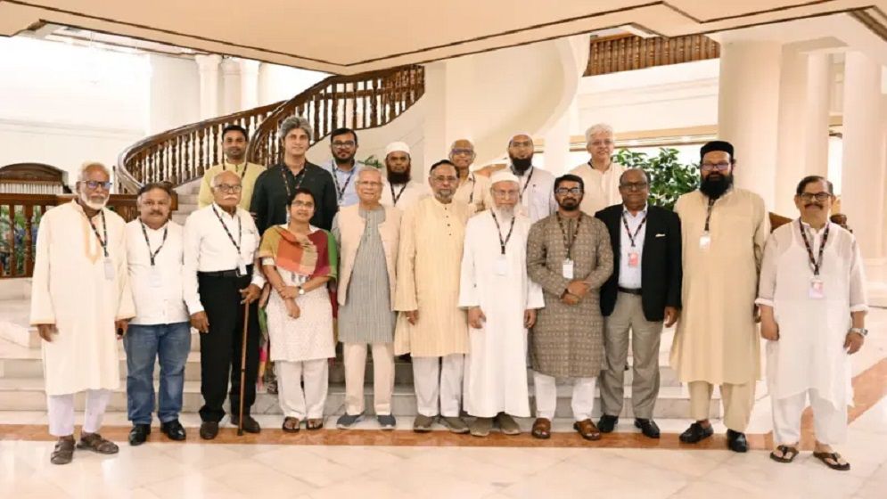 প্রধান উপদেষ্টার সঙ্গে ৭ রাজনৈতিক দলের বৈঠক, পিআরসহ যেসব বিষয়ে আলোচনা