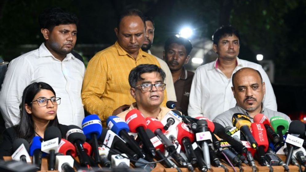 বাধাগ্রস্ত করার যে চেষ্টাই হোক ফেব্রুয়ারিতেই নির্বাচন, বলেছেন প্রধান উপদেষ্টা
