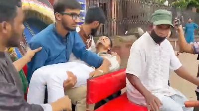 হাসপাতালে নেয়া হলো অমর একুশে হলের এজিএস প্রার্থী অর্ককে