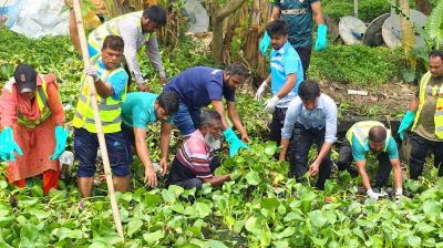 খাল পরিষ্কারে নেতৃত্ব দিলেন বিএনপি নেতা আফাজ উদ্দিন