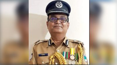 পুলিশের সাবেক ডিআইজি নাহিদুল ইসলাম গ্রেপ্তার