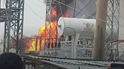 সাতক্ষীরায় পাওয়ার গ্রিড স্টেশনে বিস্ফোরণ, পুরো জেলায় বিদ্যুৎহীন