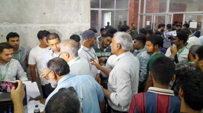 জাকসু নির্বাচন : তাজউদ্দিন হলে ভোটগ্রহণ এক ঘণ্টা বন্ধ