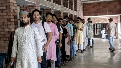 জাকসু নির্বাচনে ভোটগ্রহণ শুরু