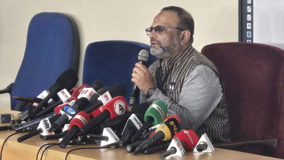 যেকোনো প্রতিবন্ধকতা মোকাবেলা করে ডাকসু নির্বাচন হবে: ঢাবি উপাচার্য