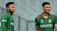 সাকিবকে টপকে রেকর্ড গড়ার দ্বারপ্রান্তে মুস্তাফিজ