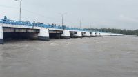 তিস্তার পানি বিপৎসীমার ওপরে, খুলে দেওয়া হলো সব জলকপাট