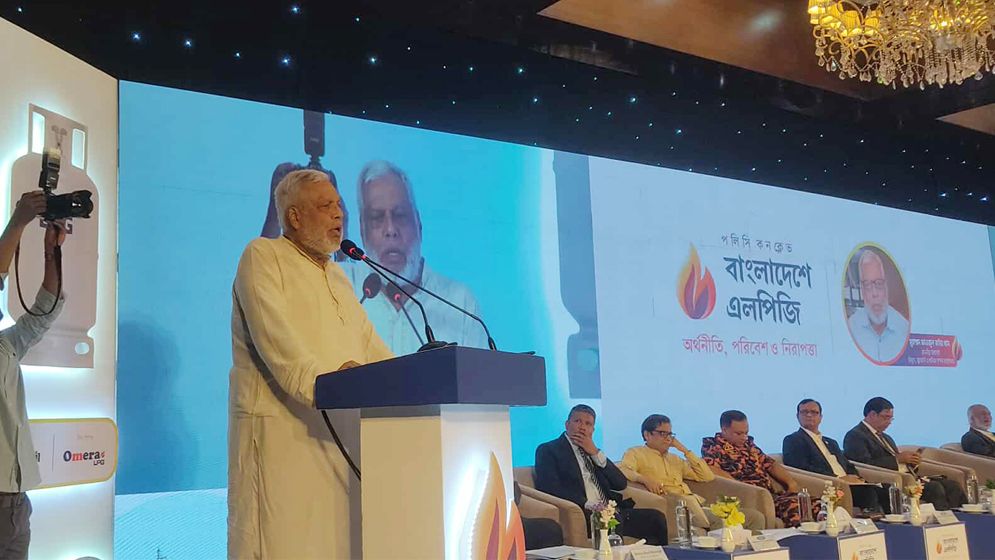 এলপিজি সিলিন্ডারের দাম কত হওয়া উচিত, জানালেন জ্বালানি উপদেষ্টা