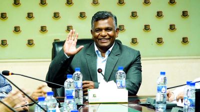 বিনা প্রতিদ্বন্দ্বিতায় বিসিবি সভাপতি বুলবুল, সহসভাপতি ফারুক-সাখাওয়াত