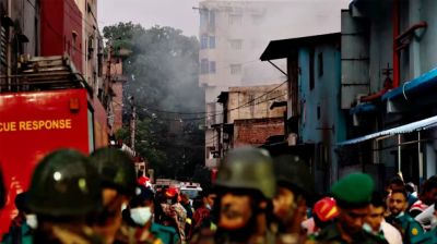 লাগামহীন রাসায়নিক গুদাম