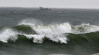 উপকূলে ধেয়ে আসছে ঘূর্ণিঝড় মোন্থা, সতর্কতা জারি