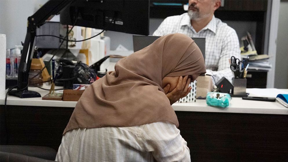 আফগানদের সব ধরনের ভিসা নিষিদ্ধ ঘোষণা করলো যুক্তরাষ্ট্র