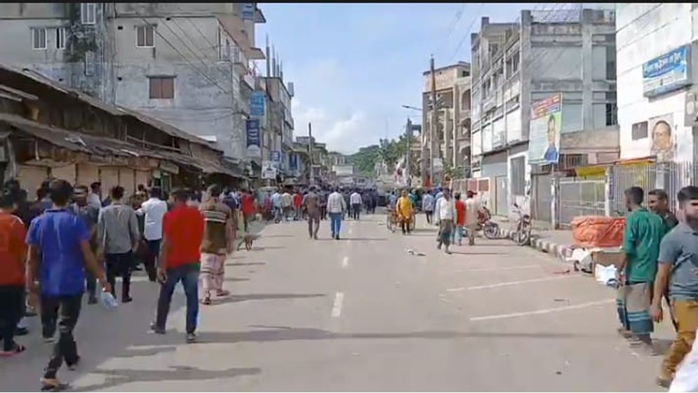 ভোলায় বিএনপি-বিজেপির সংঘর্ষ