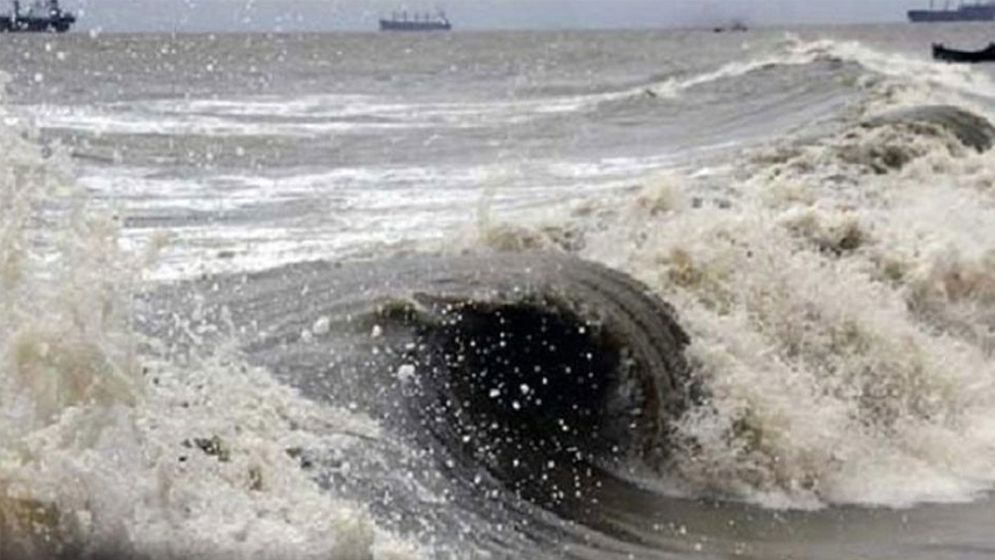 বঙ্গোপসাগরের নিম্নচাপ, সমুদ্রবন্দরে সতর্কতা