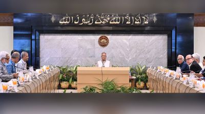 উপদেষ্টা পরিষদের বিশেষ সভায় খালেদা জিয়ার জন্য দোয়া