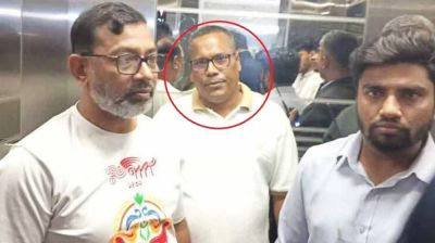 শেখ হাসিনার রায় নিয়ে ফেসবুক পোস্ট, ঢাবির ডেপুটি রেজিস্ট্রার আটক