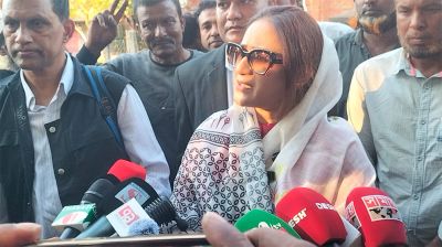 হাওরে গণসংযোগে ভালোবাসায় ভাসলেন কাজী রেহা কবির সিগমা