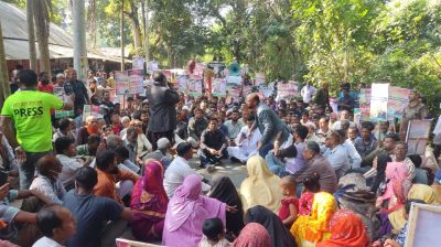 মাগুরা-২ আসনে মনোনয়ন পরিবর্তনের দাবিতে সড়ক অবরোধ