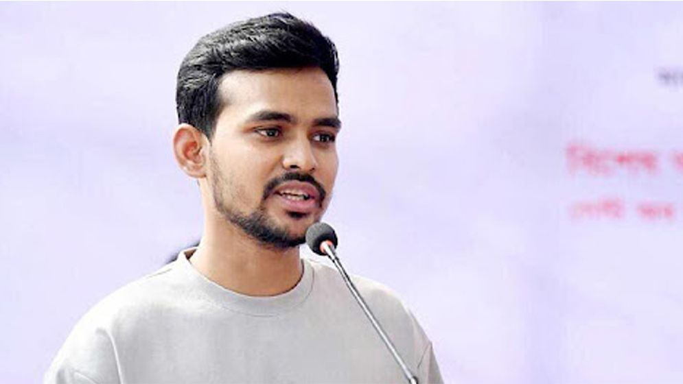 কুমিল্লা-৩ আসন থেকেও মনোনয়নপত্র নিলেন আসিফ মাহমুদ