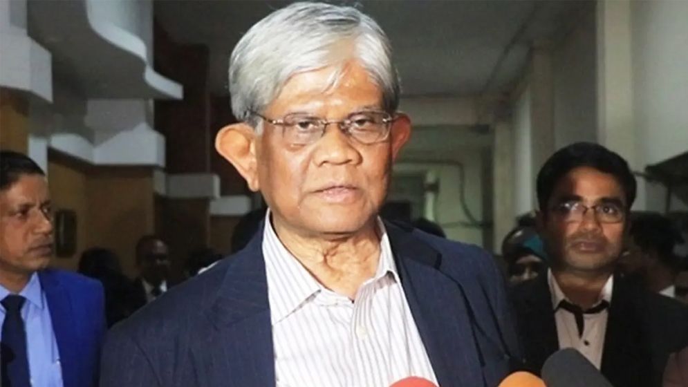 ভাতা দাবিতে সচিবালয়ে অর্থ উপদেষ্টাকে অবরুদ্ধ