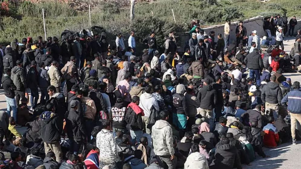 গ্রিস উপকূলে উদ্ধার অভিবাসীদের মধ্যে ৪৩৭ জনই বাংলাদেশি